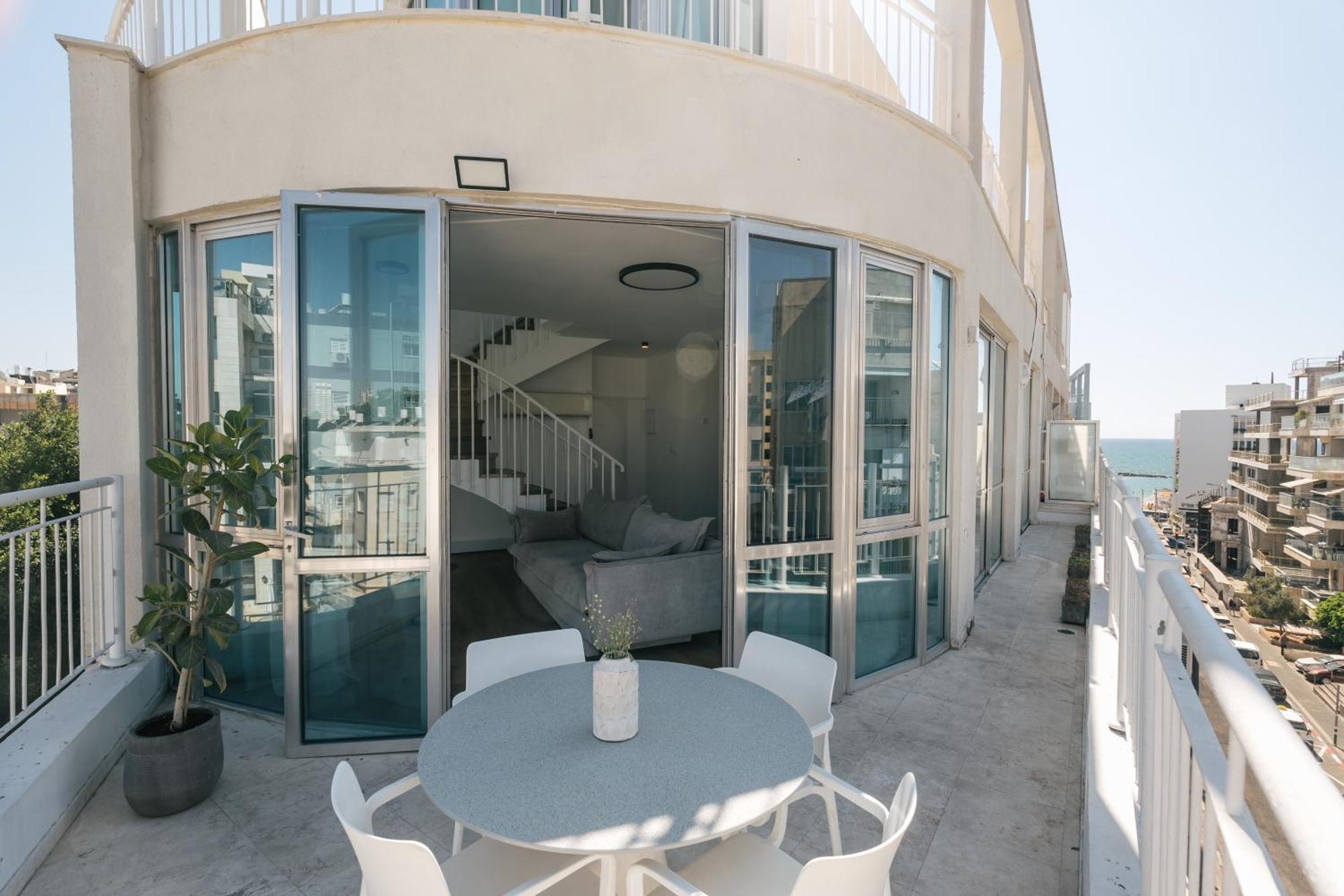 David Frishman - Sea View Penthouse * Tel Aviv
